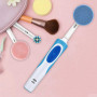 Disque nettoyant visage sur brosse à dents